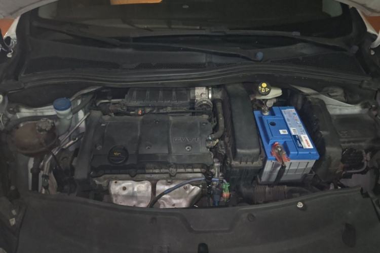 Used Peugeot 2008 2014 1.6L Automatic Fashion Edition Engine Bay