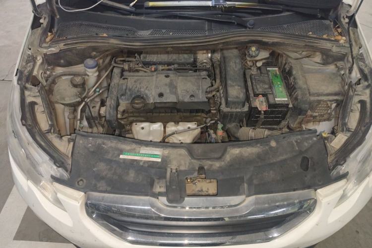 Used Peugeot 2008 2014 1.6L Manual Trend Edition Engine Bay