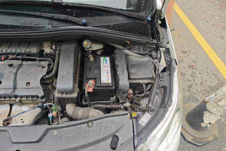 Used Peugeot 2008 2014 1.6L Automatic Fashion Edition Engine Bay Left