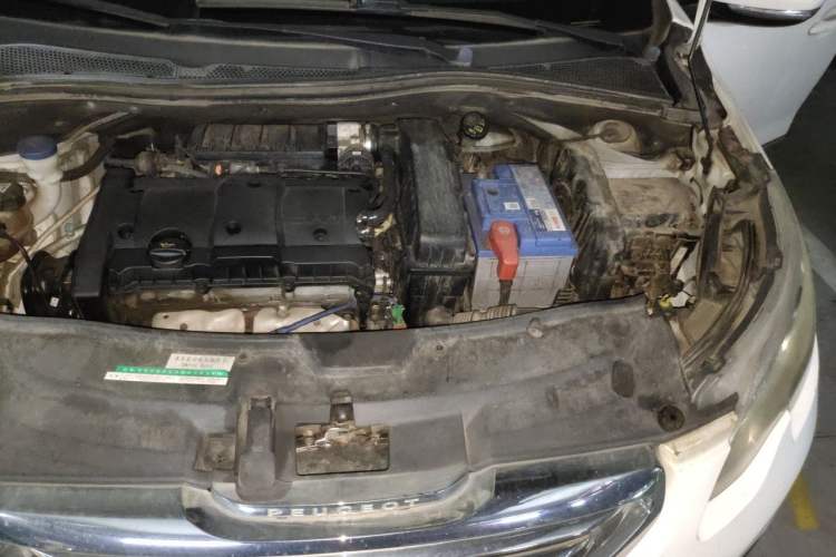 Used Peugeot 2008 2014 1.6L Automatic Fashion Edition Engine Bay Left