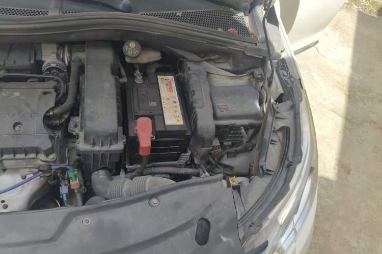 Used Peugeot 2008 2014 1.6L Automatic Trend Edition Engine Bay Left