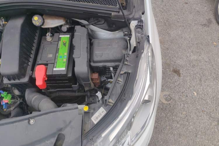 Used Peugeot 2008 2014 1.6L Manual Trend Edition Engine Bay Left