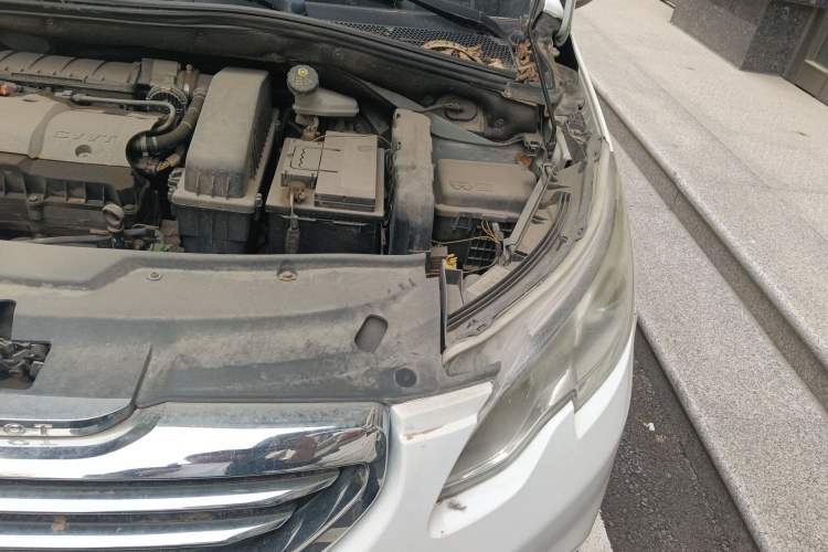 Used Peugeot 2008 2014 1.6L Manual Fashion Edition Engine Bay Left
