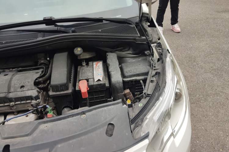 Used Peugeot 2008 2014 1.6L Manual Trend Edition Engine Bay Left
