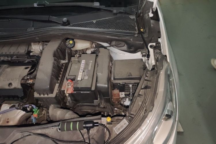 Used Peugeot 2008 2014 1.6L Automatic Fashion Edition Engine Bay Left