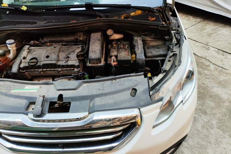 Used Peugeot 2008 2014 1.6L Manual Fashion Edition Engine Bay Left