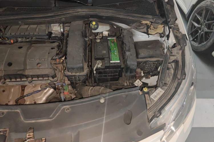 Used Peugeot 2008 2014 1.6L Automatic Trend Edition Engine Bay Left