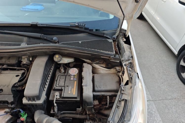 Used Peugeot 2008 2014 1.6L Manual Trend Edition Engine Bay Left