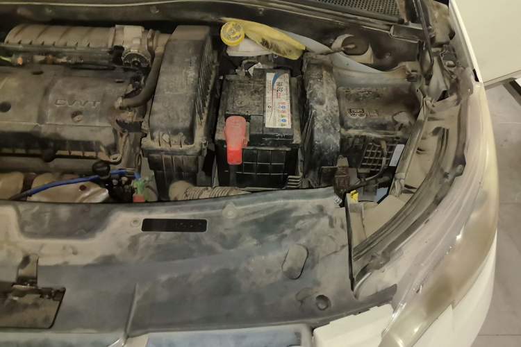 Used Peugeot 2008 2014 1.6L Automatic Fashion Edition Engine Bay Left