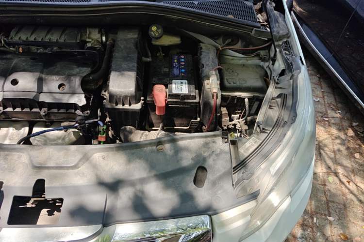 Used Peugeot 2008 2014 1.6L Automatic Trend Edition Engine Bay Left