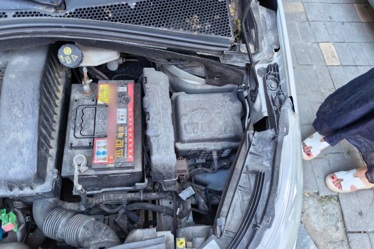 Used Peugeot 2008 2014 1.6L Automatic Fashion Edition Engine Bay Left