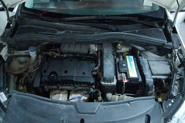 Used Peugeot 2008 2014 1.6L Automatic Fashion Edition Engine Bay