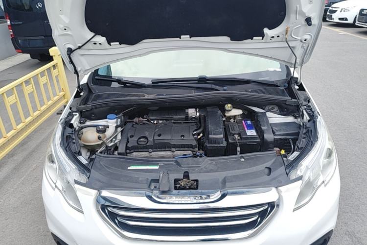 Used Peugeot 2008 2014 1.6L Automatic Fashion Edition Engine Bay
