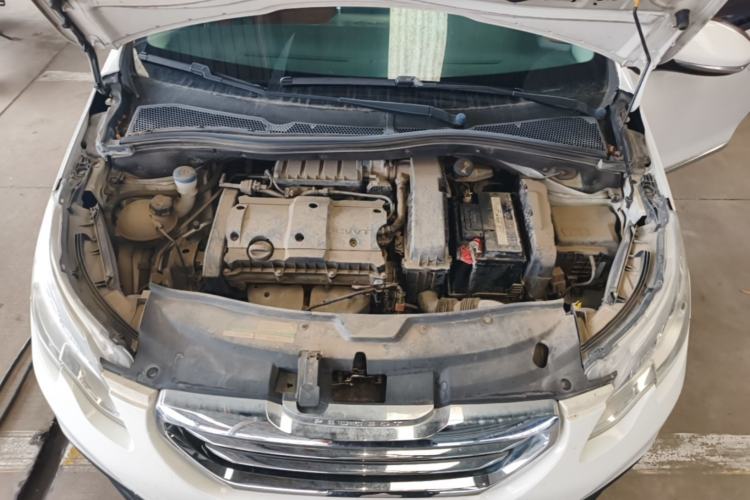Used Peugeot 2008 2014 1.6L Automatic Fashion Edition Engine Bay