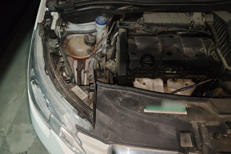 Used Peugeot 2008 2014 1.6L Automatic Fashion Edition Engine Bay Right