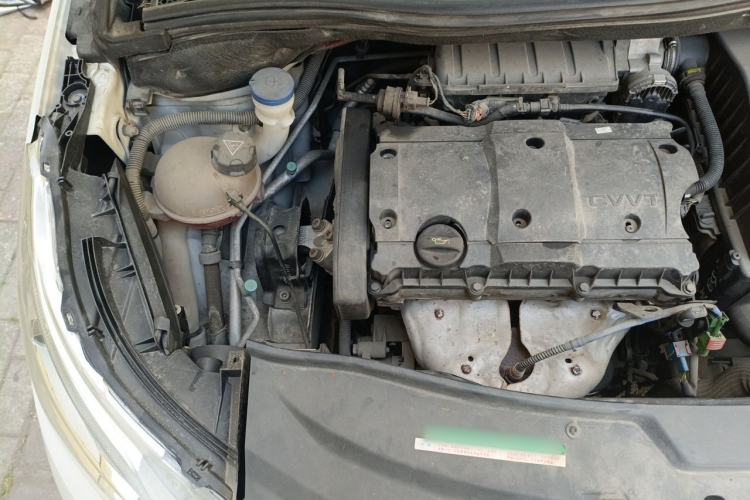 Used Peugeot 2008 2014 1.6L Automatic Fashion Edition Engine Bay Right