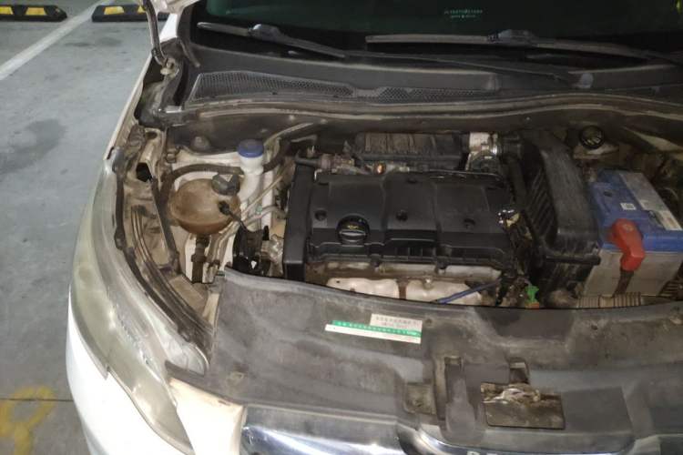 Used Peugeot 2008 2014 1.6L Automatic Fashion Edition Engine Bay Right