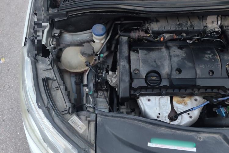 Used Peugeot 2008 2014 1.6L Automatic Fashion Edition Engine Bay Right
