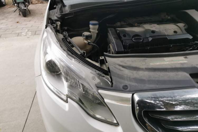 Used Peugeot 2008 2014 1.6L Automatic Excellence Edition Engine Bay Right