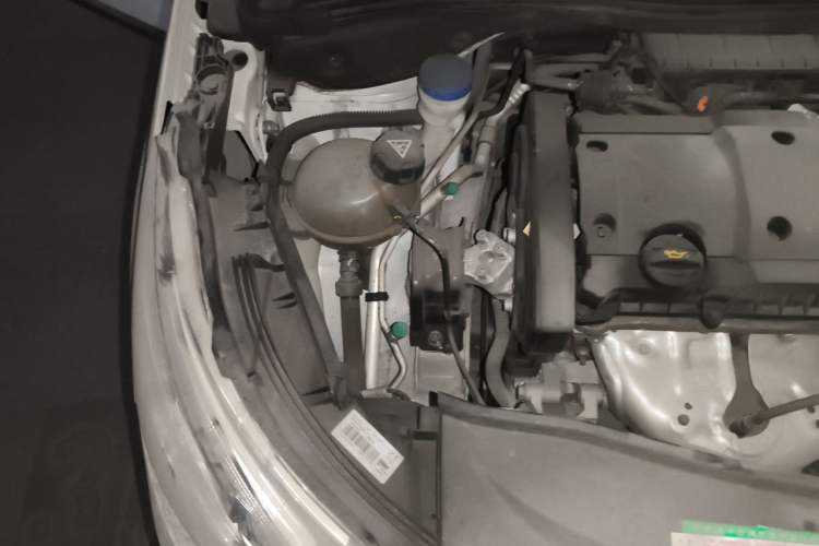Used Peugeot 2008 2014 1.6L Manual Fashion Edition Engine Bay Right
