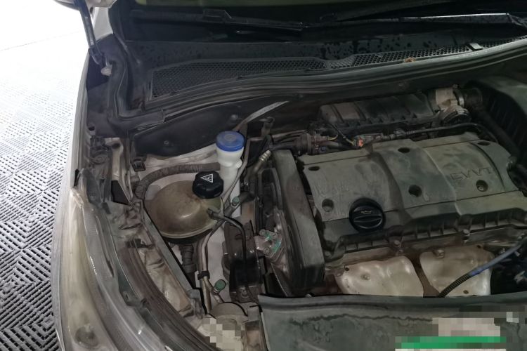 Used Peugeot 2008 2014 1.6L Automatic Trend Edition Engine Bay Right