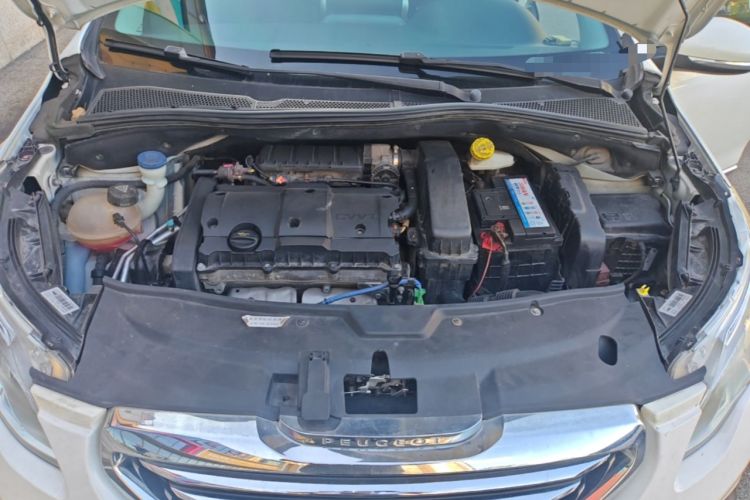 Used Peugeot 2008 2014 1.6L Automatic Fashion Edition Engine Bay