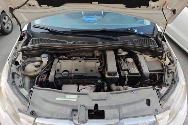 Used Peugeot 2008 2014 1.6L Manual Trend Edition Engine Bay