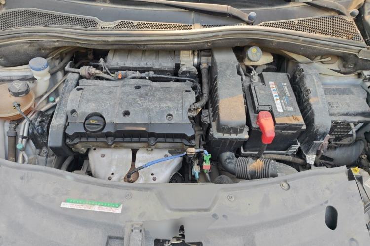 Used Peugeot 2008 2014 1.6L Automatic Excellence Edition Engine Bay