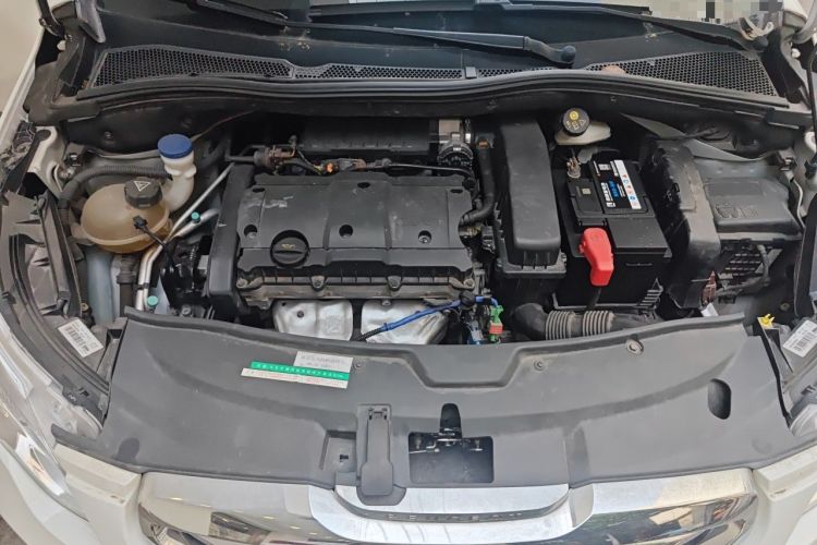 Used Peugeot 2008 2014 1.6L Automatic Fashion Edition Engine Bay