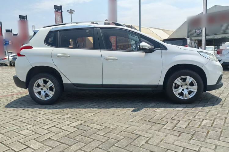 Used Peugeot 2008 2014 1.6L Automatic Trend Edition Exterior 1