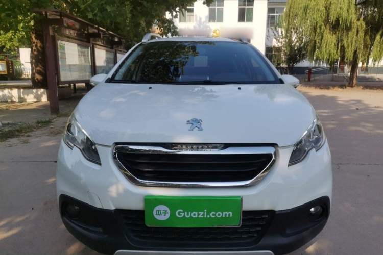 Used Peugeot 2008 2014 1.6L Manual Trend Edition Exterior 1