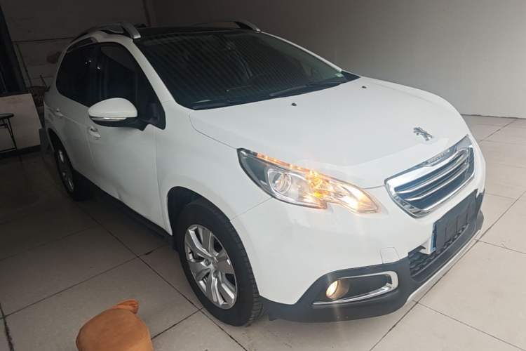 Used Peugeot 2008 2014 1.6L Automatic Fashion Edition Exterior 1