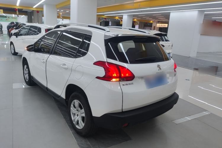 Used Peugeot 2008 2014 1.6L Manual Trend Edition Exterior 2