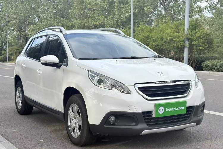 Used Peugeot 2008 2014 1.6L Manual Trend Edition Exterior 2