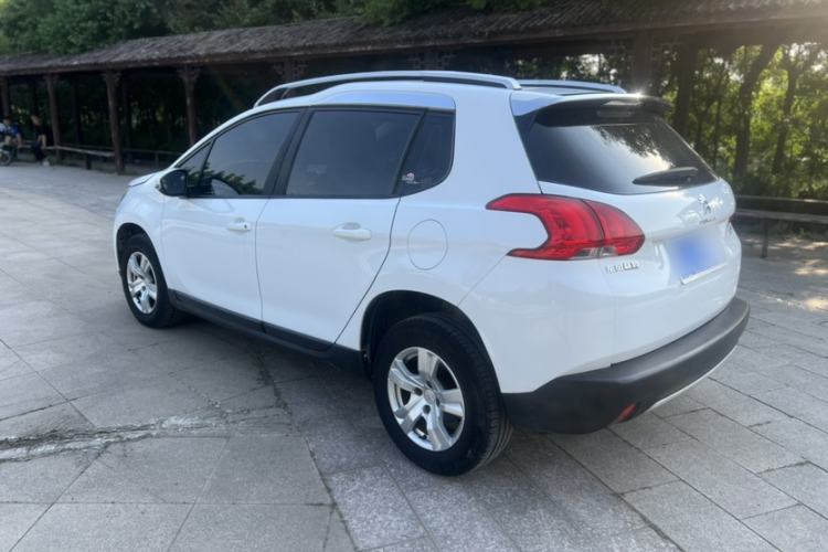 Used Peugeot 2008 2014 1.6L Automatic Trend Edition Exterior 4