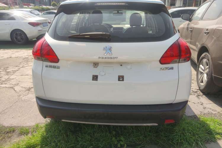 Used Peugeot 2008 2014 1.6L Automatic Trend Edition Exterior 4
