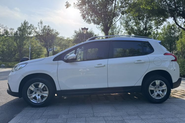Used Peugeot 2008 2014 1.6L Automatic Trend Edition Exterior 5