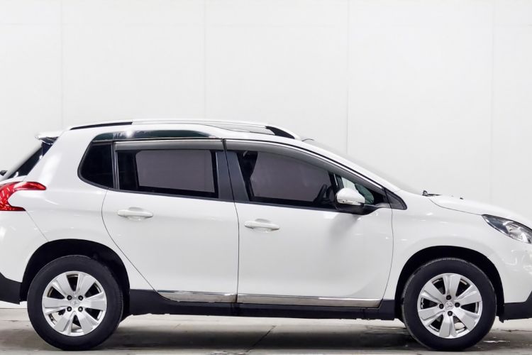 Used Peugeot 2008 2014 1.6L Automatic Fashion Edition Exterior 6
