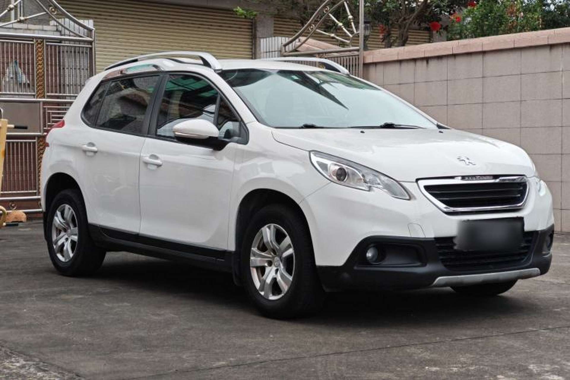 Used Peugeot 2008 2014 1.6L Automatic Trend Edition Exterior 7
