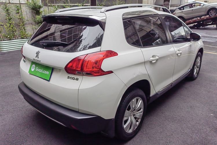 Used Peugeot 2008 2014 1.6L Automatic Fashion Edition Exterior 9