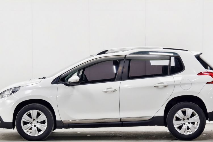 Used Peugeot 2008 2014 1.6L Automatic Fashion Edition Exterior 9