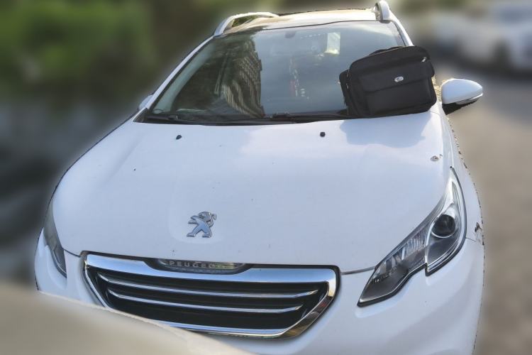 Used Peugeot 2008 2014 1.6L Automatic Fashion Edition Front