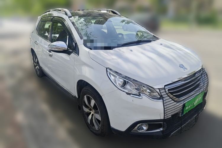 Used Peugeot 2008 2014 1.6L Automatic Navigation Edition Front Right 45 Deg
