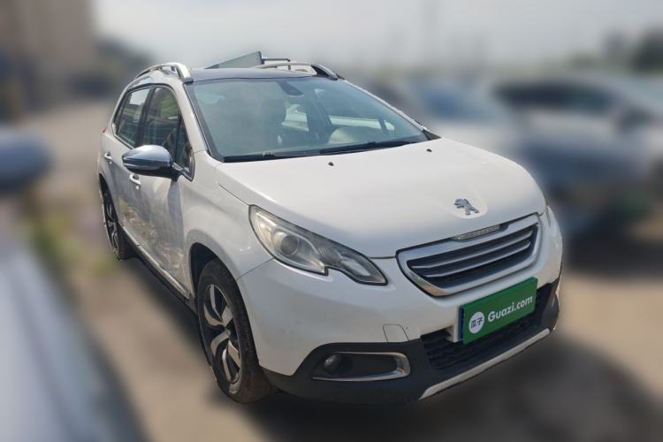 Used Peugeot 2008 2014 1.6L Automatic Navigation Edition Front Right 45 Deg