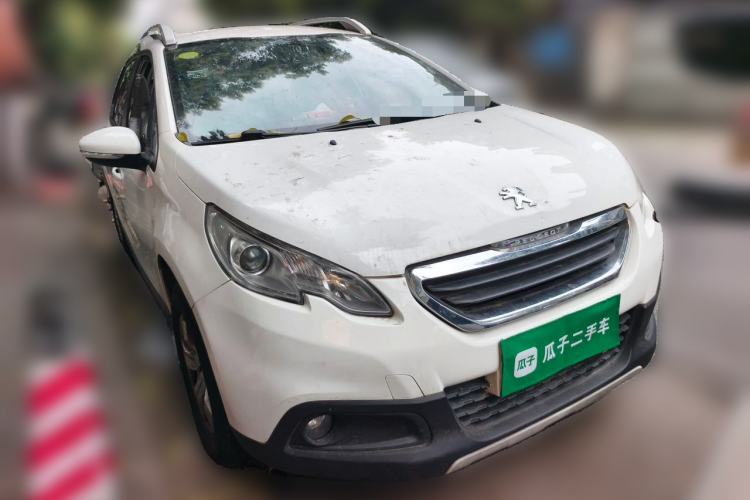 Used Peugeot 2008 2014 1.6L Automatic Trend Edition Front Right 45 Deg