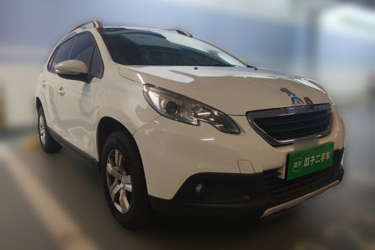 Used Peugeot 2008 2014 1.6L Manual Trend Edition Front Right 45 Deg