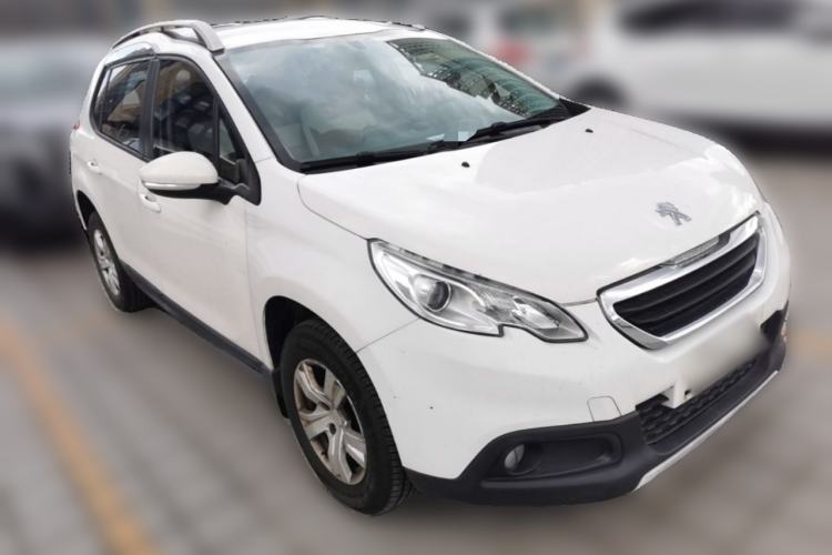 Used Peugeot 2008 2014 1.6L Automatic Trend Edition Front Right 45 Deg