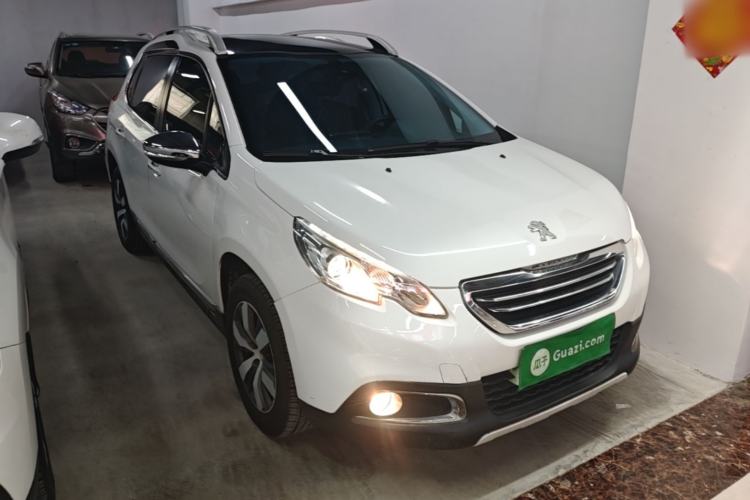 Used Peugeot 2008 2014 1.6L Automatic Navigation Edition Front Right 45 Deg