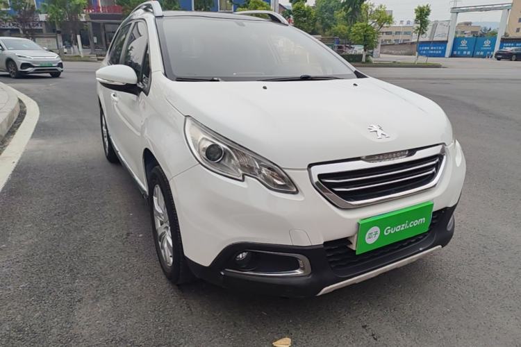 Used Peugeot 2008 2014 1.6L Automatic Fashion Edition Front Right 45 Deg