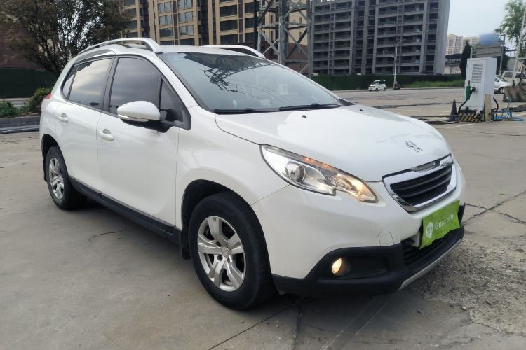 Used Peugeot 2008 2014 1.6L Automatic Trend Edition Front Right 45 Deg